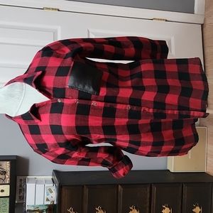 Soft surroundings button down shirt.